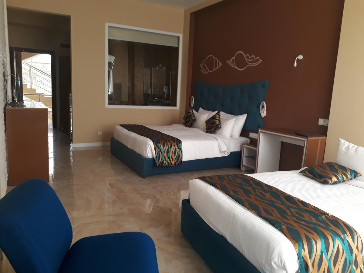 Ocean Queen Hotel Wadduwa Εξωτερικό φωτογραφία